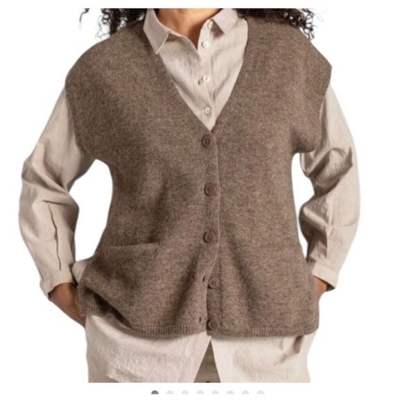 Gudrun Sjoden Jackets & Blazers - Gudrun Sjoden brown soft wool b button front vest size Small